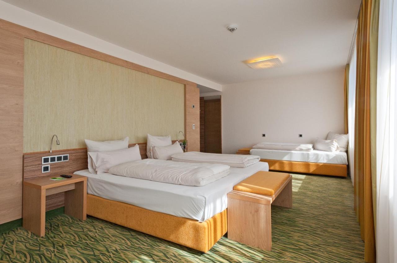 Hotel Bildungsblick Kirchseeon Экстерьер фото